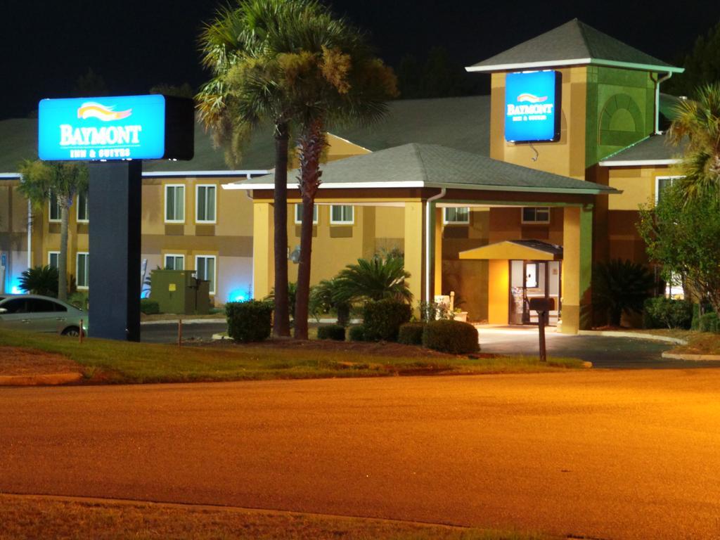 Baymont By Wyndham Cordele Hotel Exterior photo